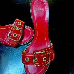 Coach slides red gold